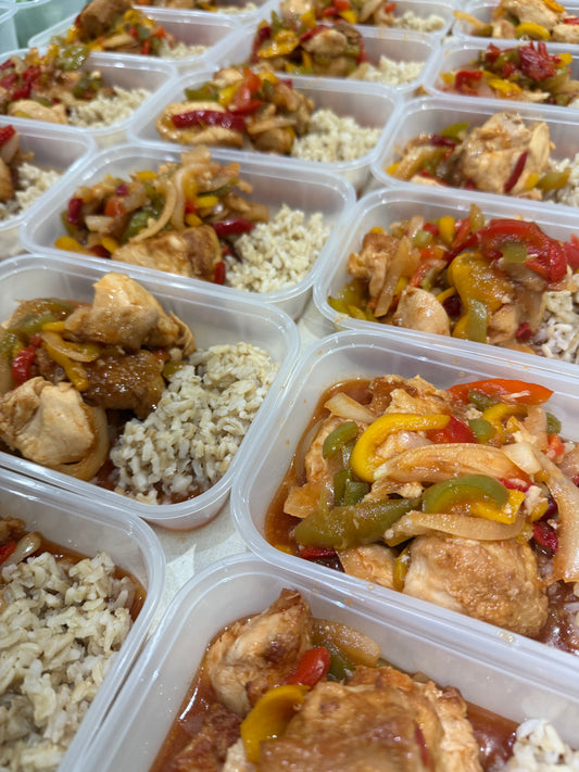 M4 *NEW* Honey Chilli Chicken with Wholegrain Rice, Peppers & Onions. 454 calories: 62GC/5GF/43GP